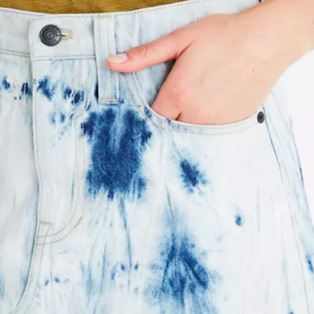 Brand New w Tags! MADEWELL Rigid Denim A Line Mini Skirt Tie Dye Size 28 - Picture 3 of 9